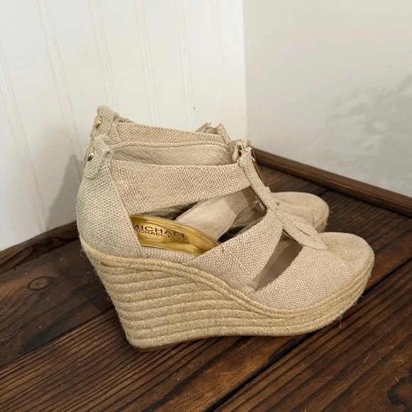 Michael Kors Beige Wedge Espadrille Sandals with Gold Zipper - Picture 4 of 7